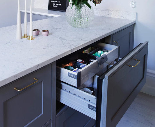 Kühlschrank mit Schubladen: Vorteile, Preise & Kaufberatung 2026